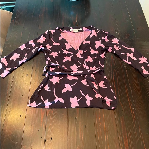 DVF Lavender Floral Silk Jill Wrap Top - Picture 2 of 5